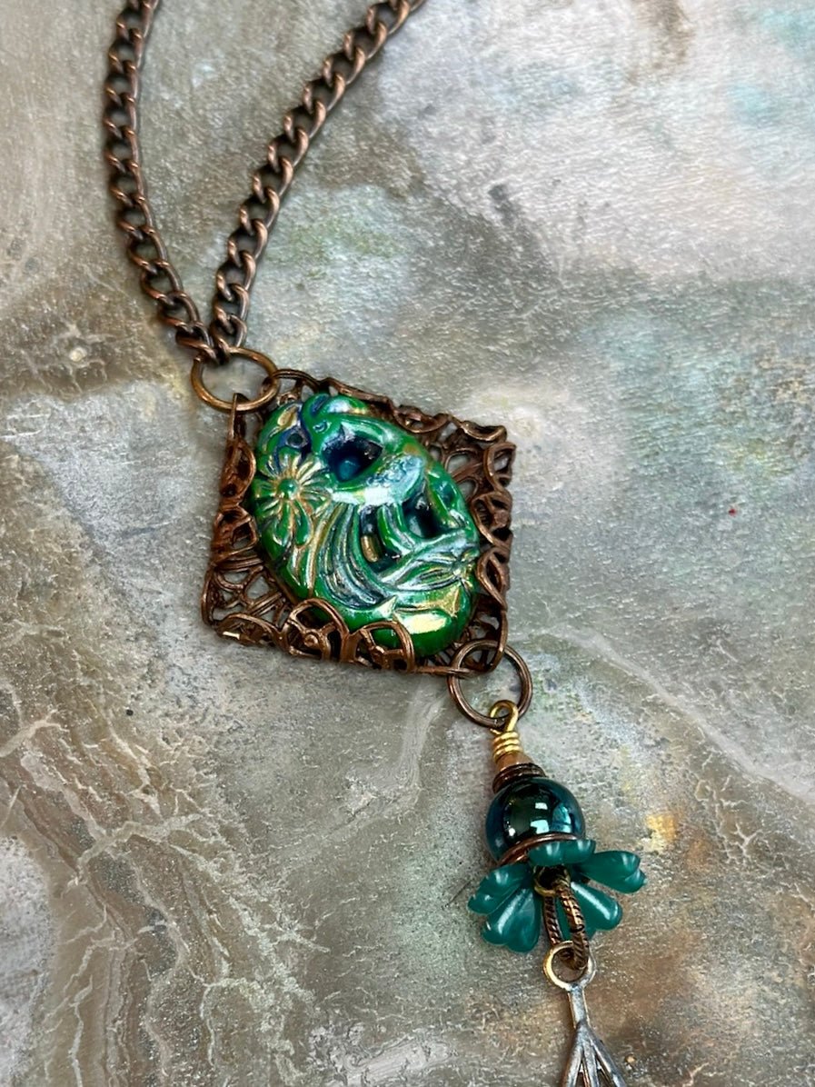 White Lotus - Paradise Fern Necklace Kit - Vintaj Design - 4/30/2025 - Vintaj Live Shop
