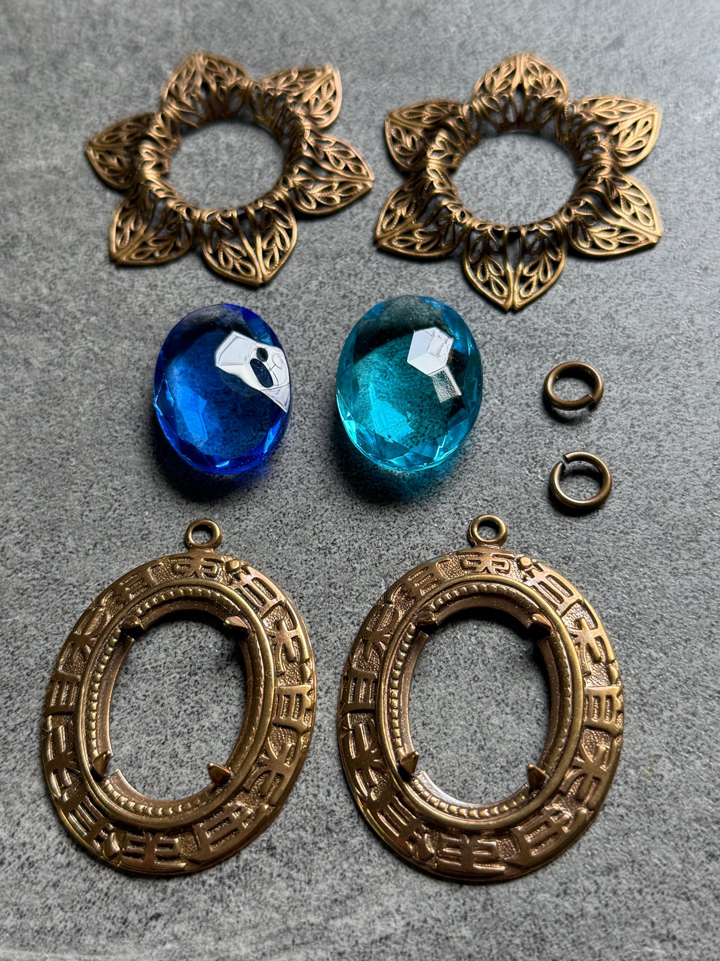 Pendant Kit - 8pcs