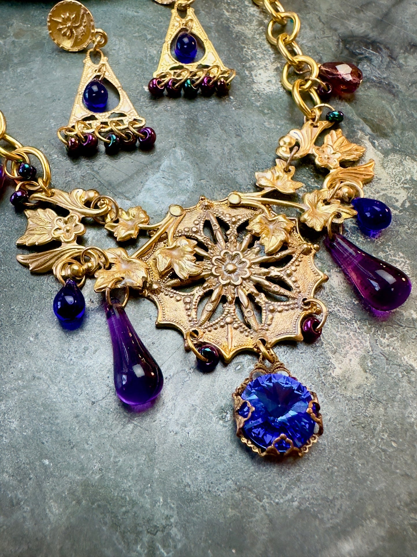 Lyra Descending Necklace Earring Kit - Vintaj Design - 1/15/25