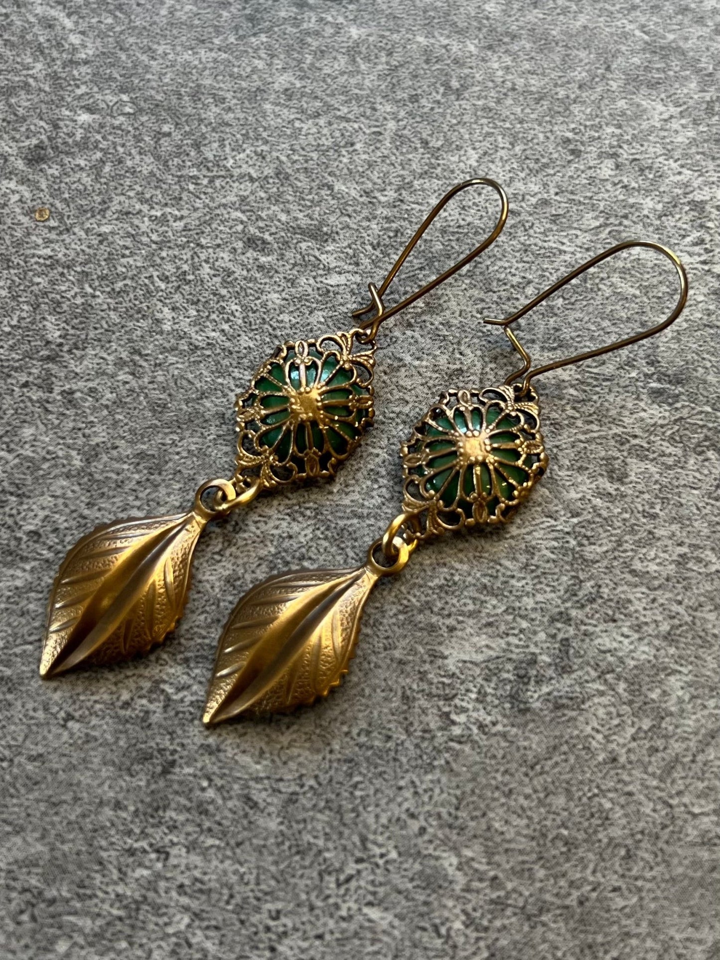 Leaf Pack - 20pcs - WH - Vintaj Live Shop
