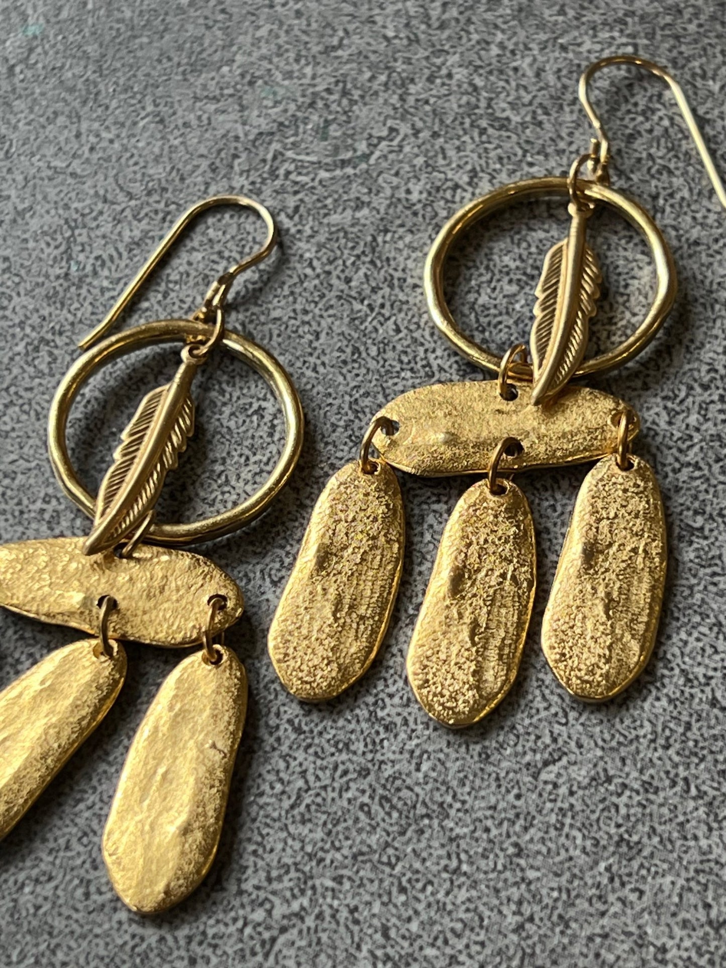 Small Feather Pack - WH - Vintaj Live Shop