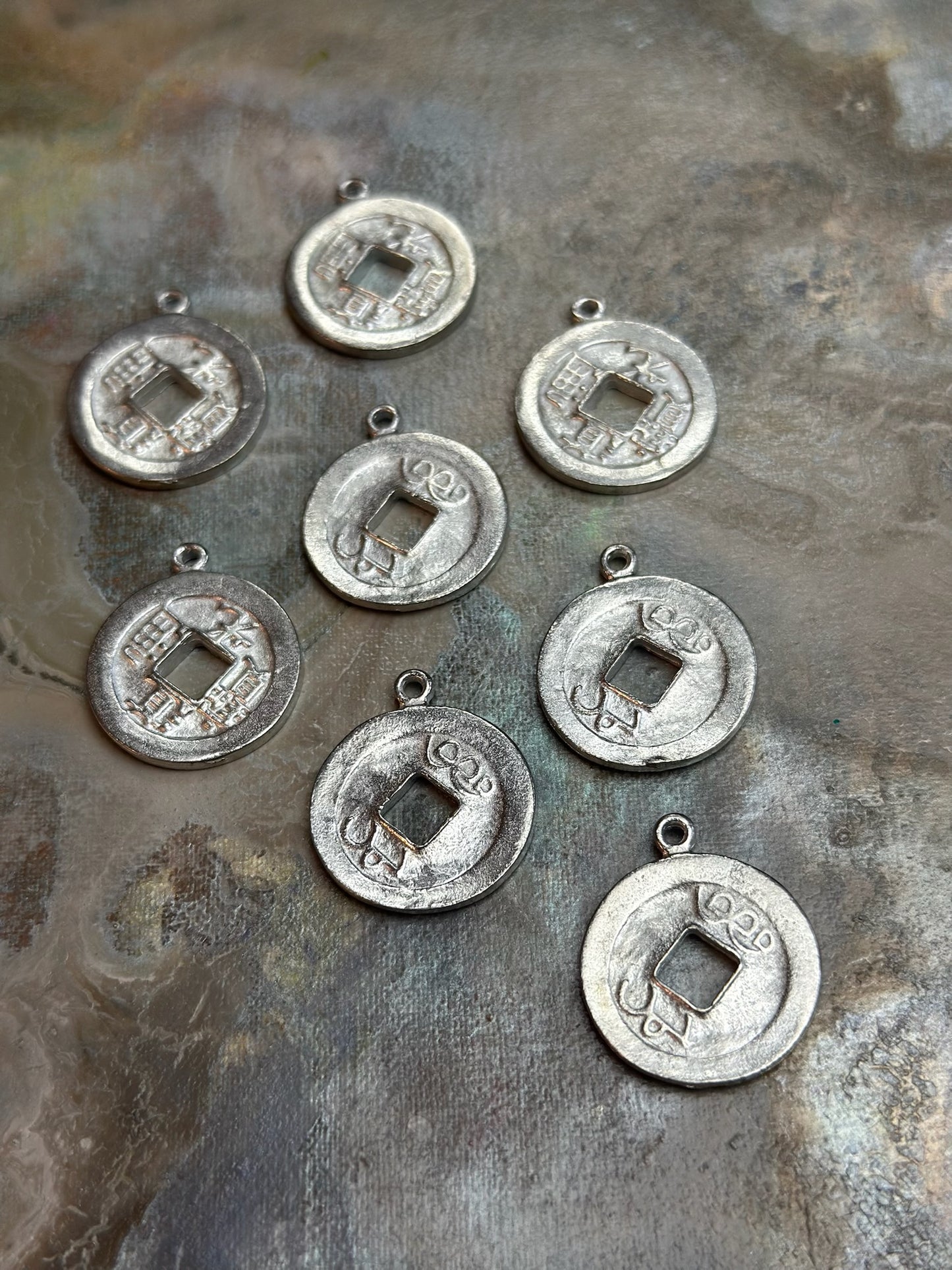 8 Pcs Coin Pendant - BULK UP - Vintaj Design - 1/8/25