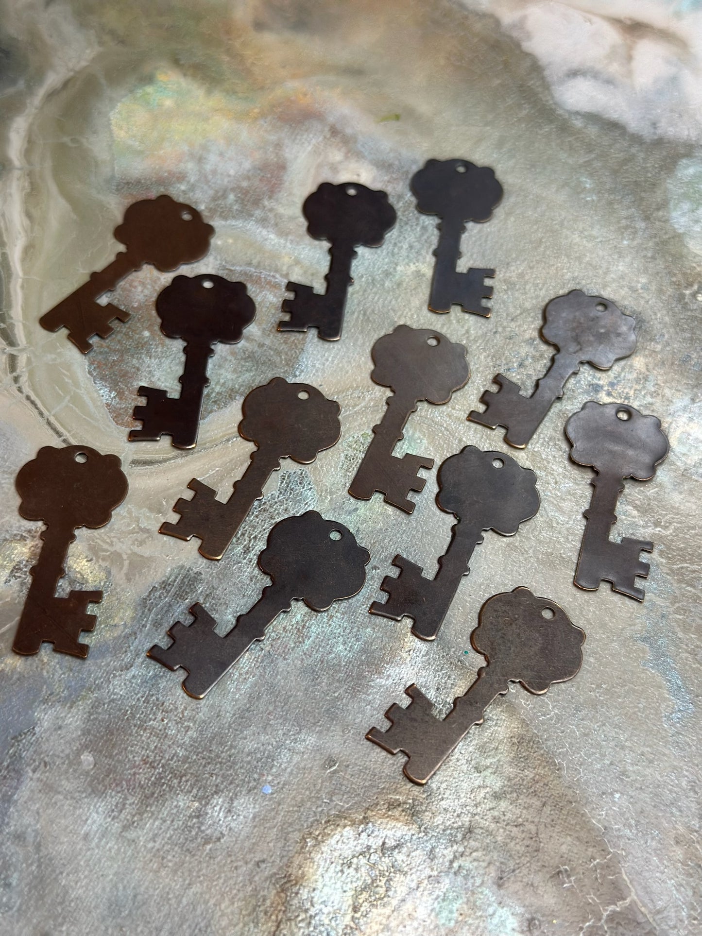 12 Pcs Fancy Key - BULK UP - Vintaj Design - 1/8/25