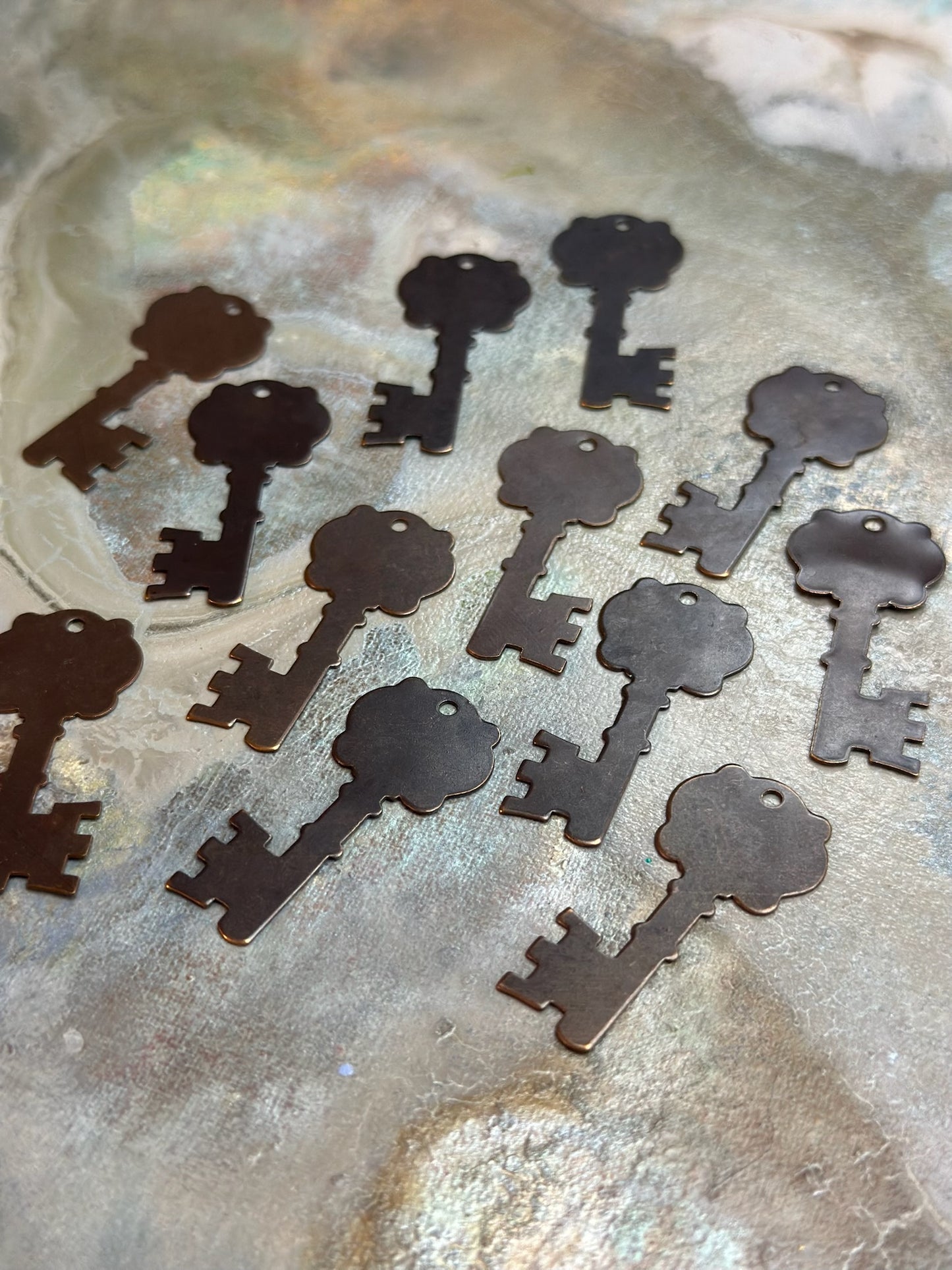 12 Pcs Fancy Key - BULK UP - Vintaj Design - 1/8/25