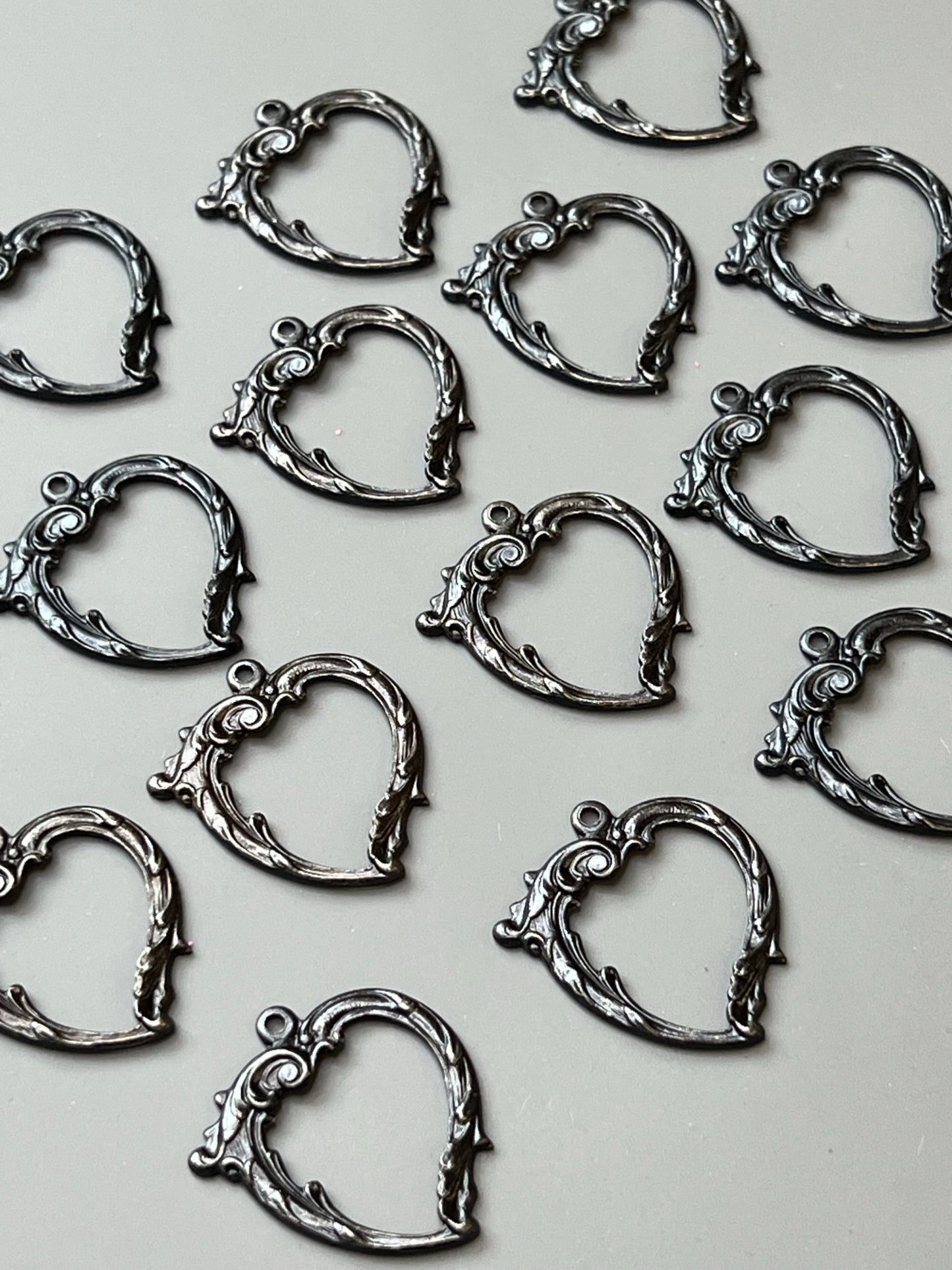 Arte Heart Pack - 18pcs - WH - Vintaj Live Shop