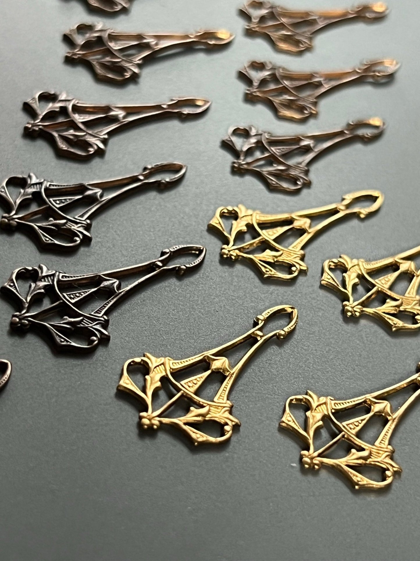 Nouveau Connector Pack - 20pcs - WH - Vintaj Live Shop