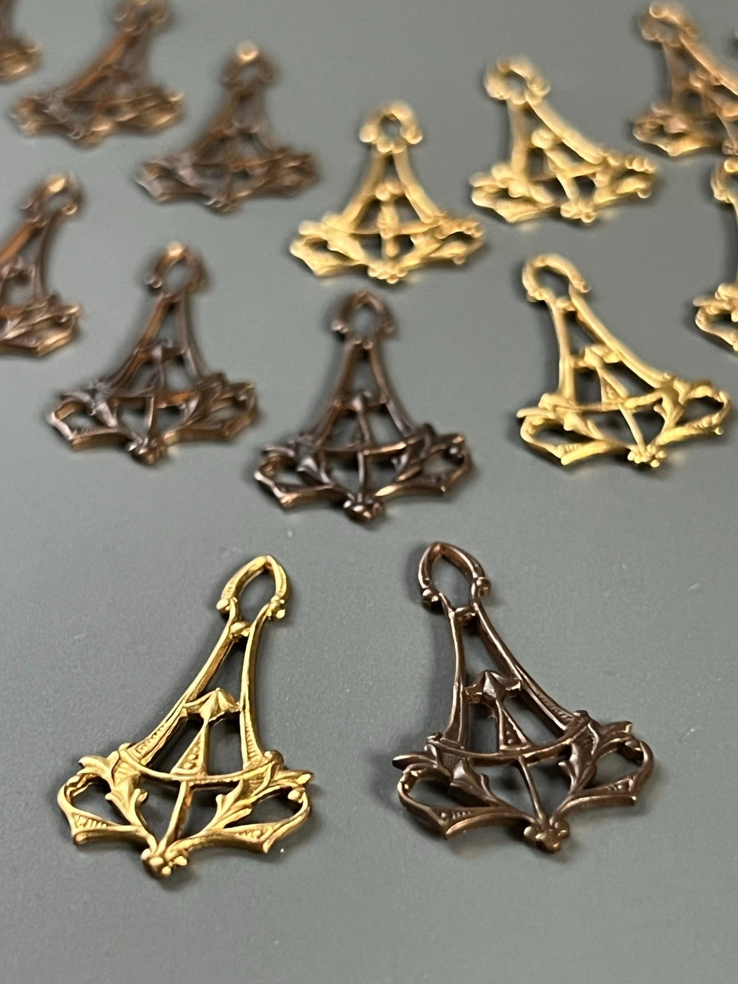 Nouveau Connector Pack - 20pcs - WH - Vintaj Live Shop