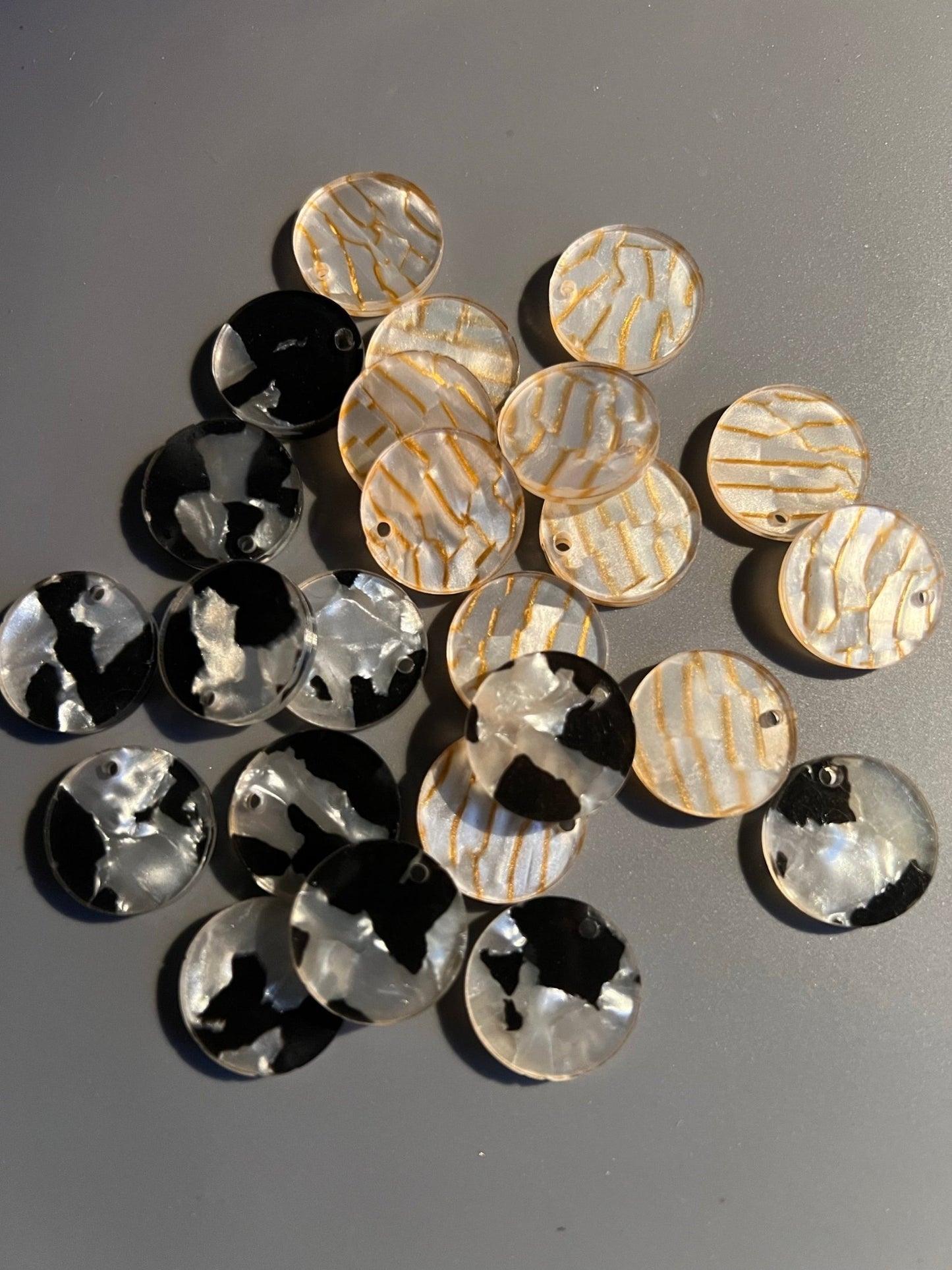 Acrylic Disc Pack - 24pcs - WH - Vintaj Live Shop