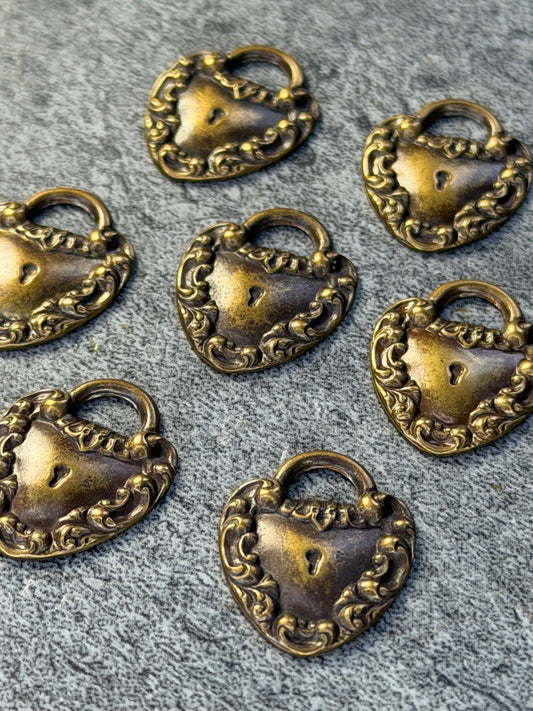 Heart Pack - 8pcs - Vintaj Live Shop