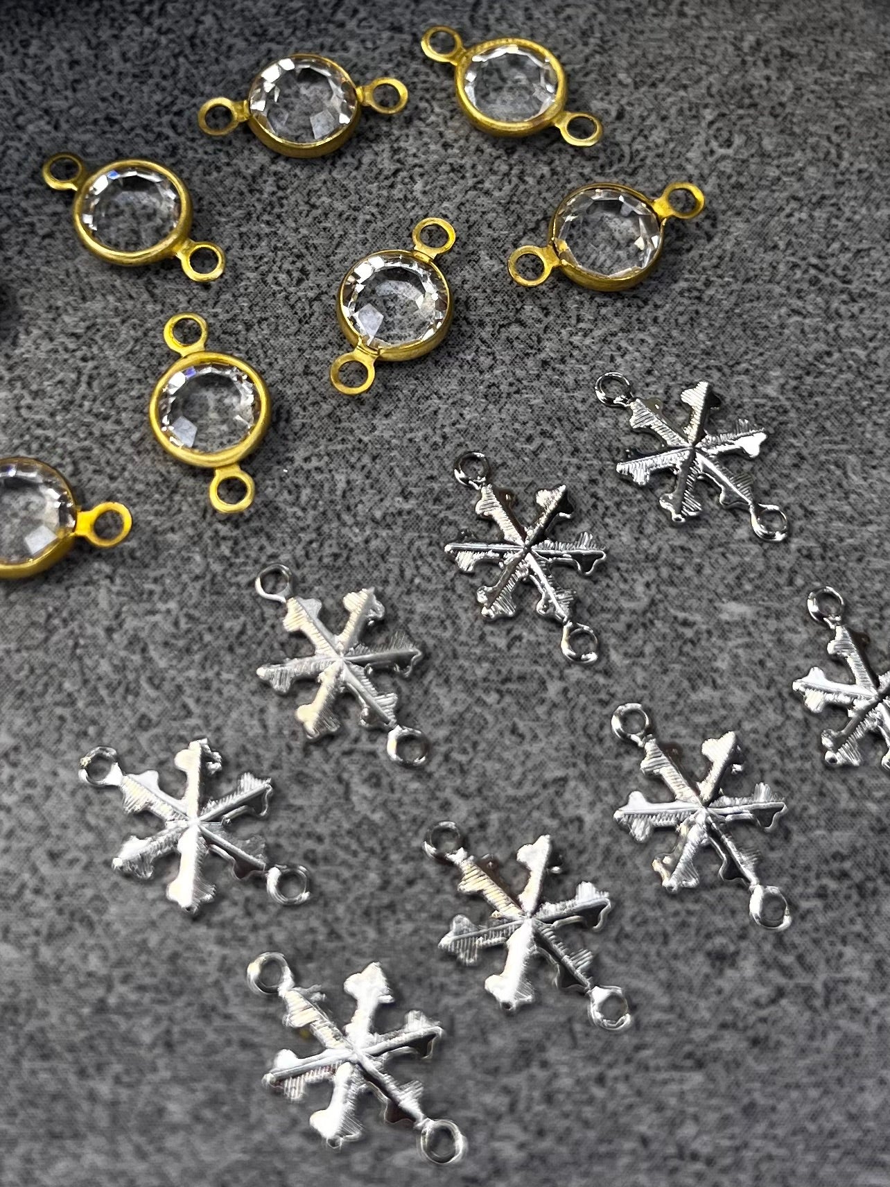 Snowflake SAMPLER - 16pcs - Vintaj Live Shop