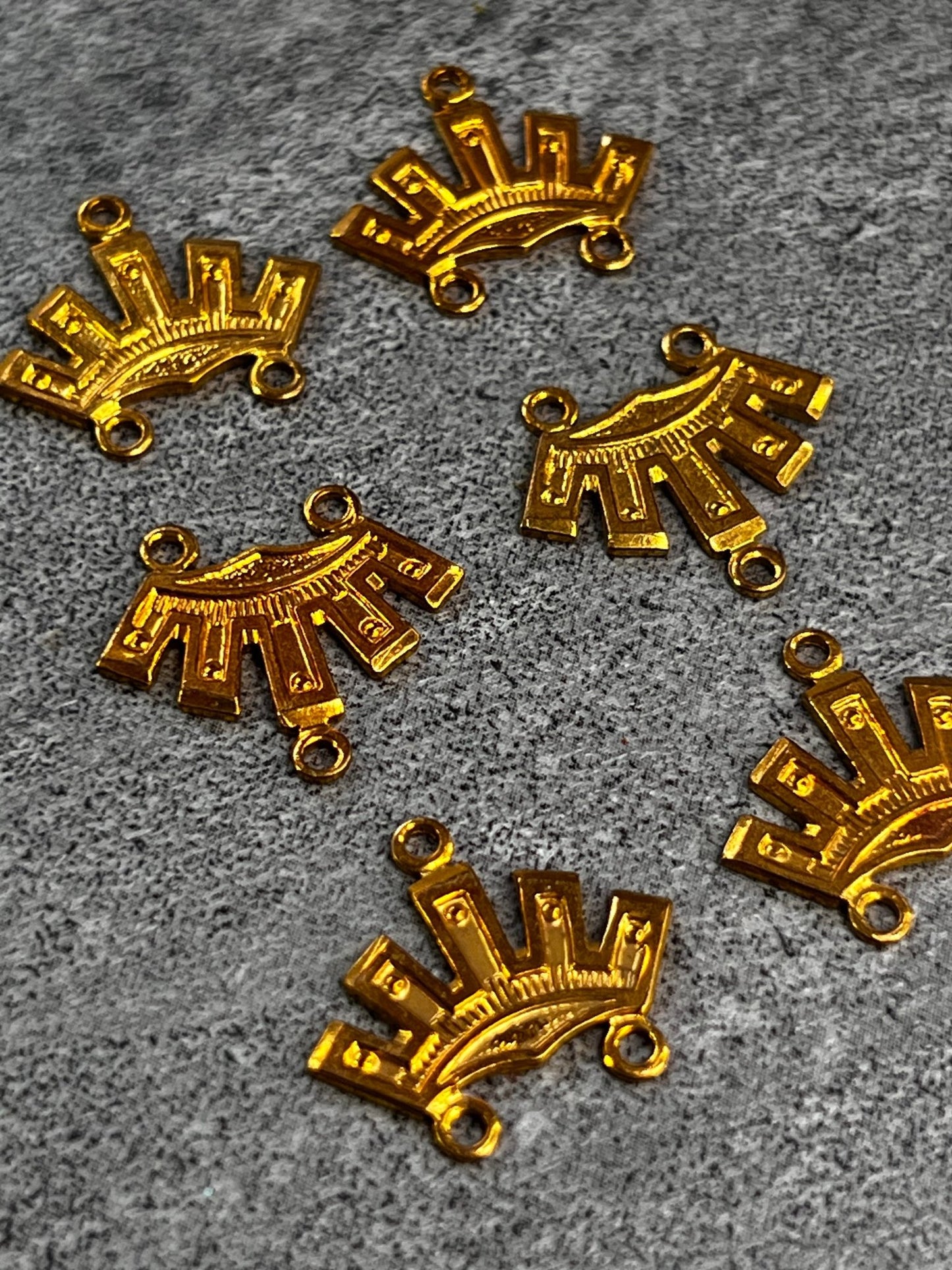 Crown Connector Pack - 8pcs - Vintaj Live Shop