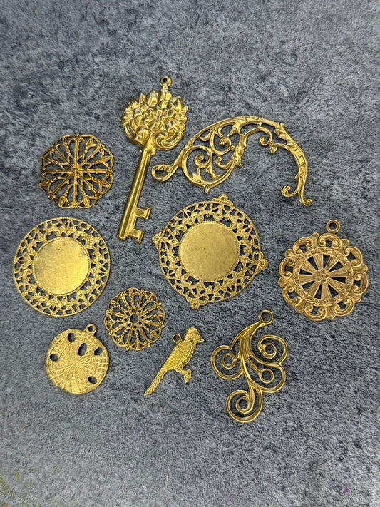 Unique Filigree Charm Pack - 10pcs (WH SPECIAL) - Vintaj Live Shop