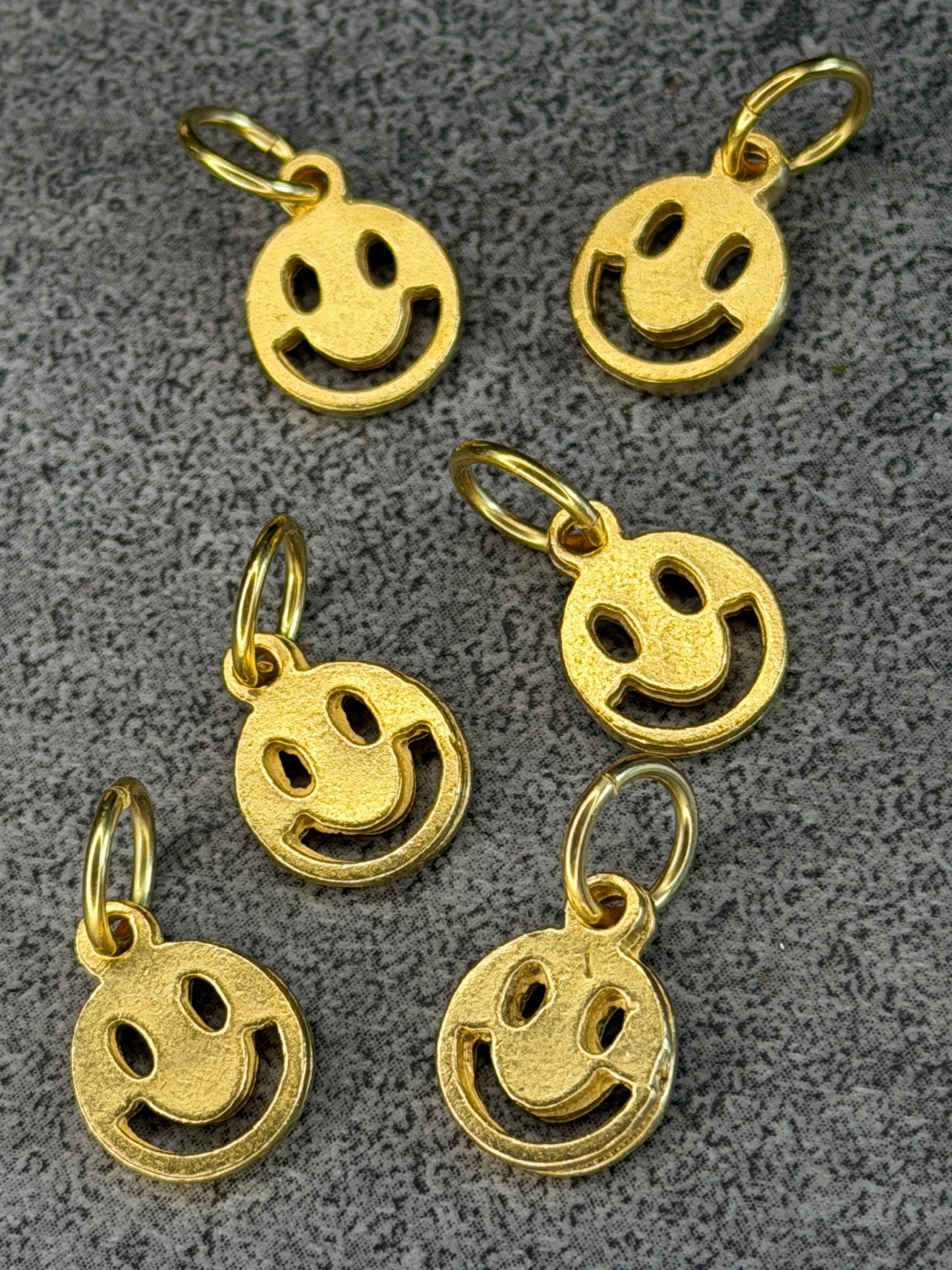 Smiley Face Pack - 20pcs - Vintaj Live Shop