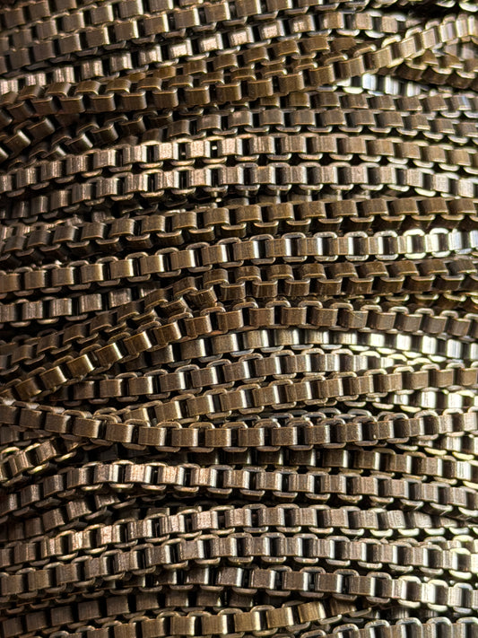 Chain - Box