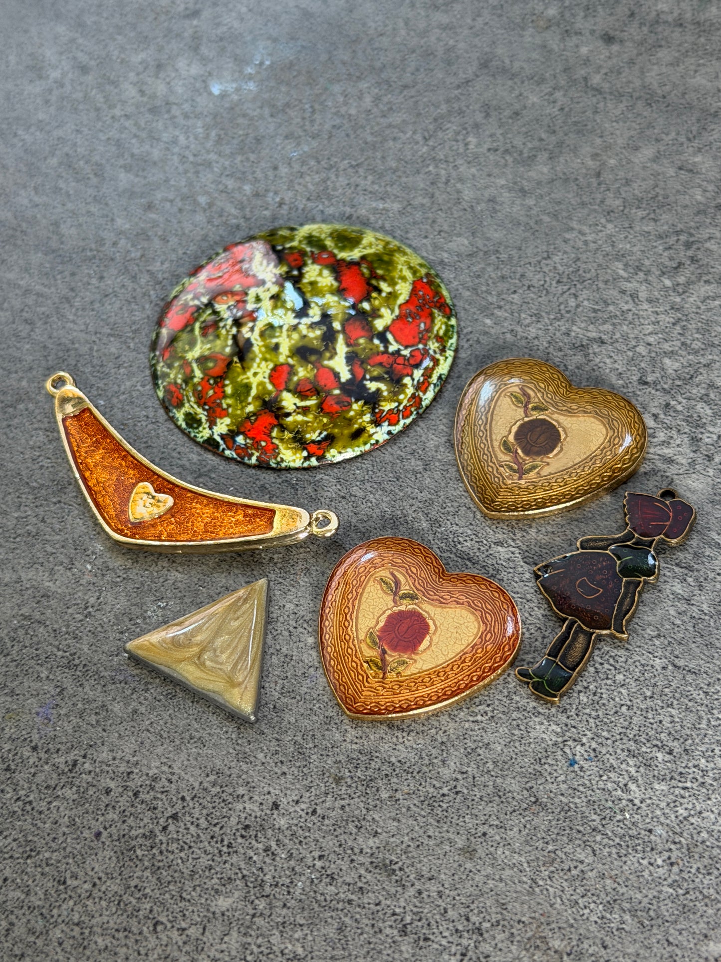 #03 Enameled Pack