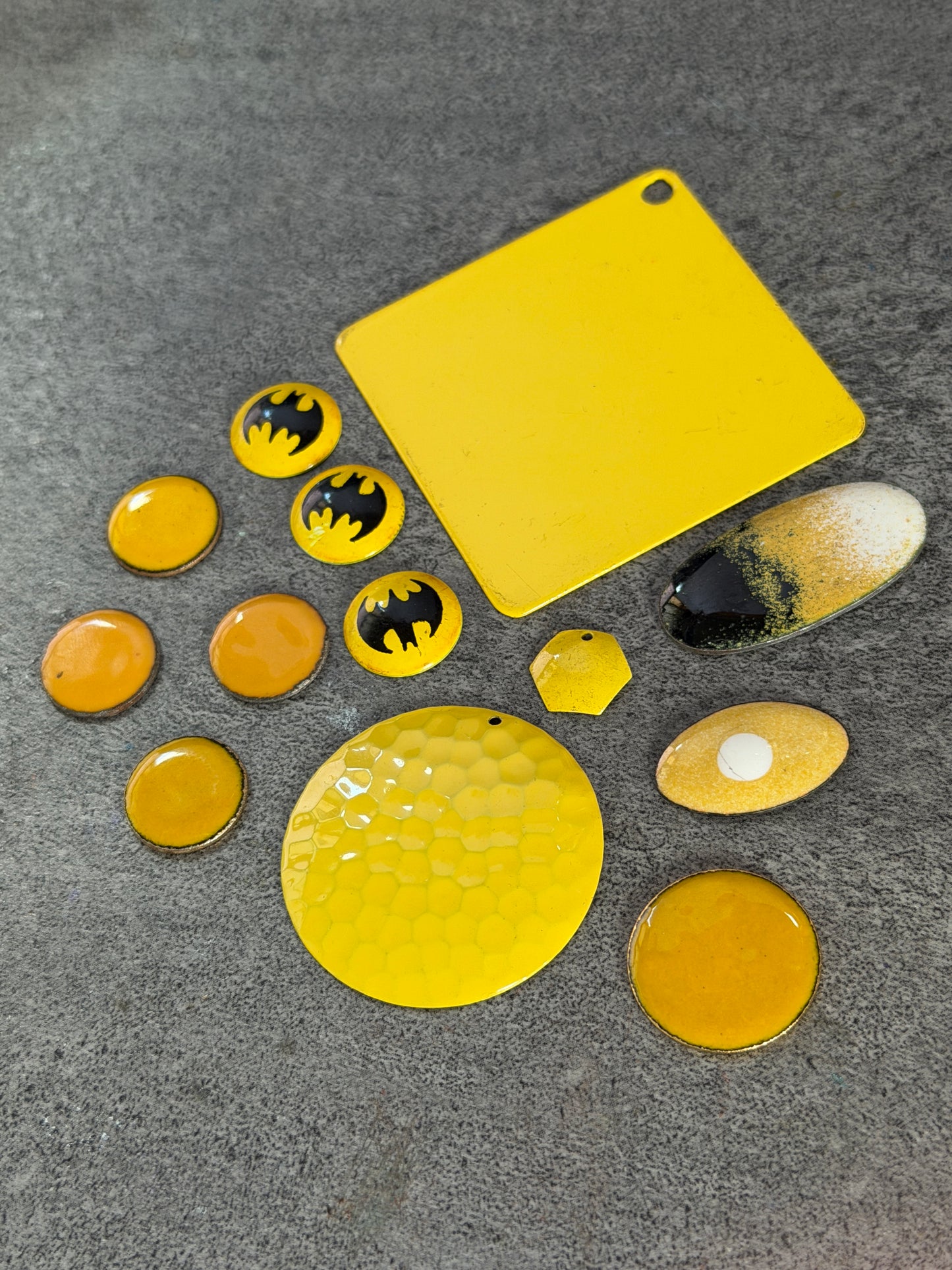#17 Enameled Pack