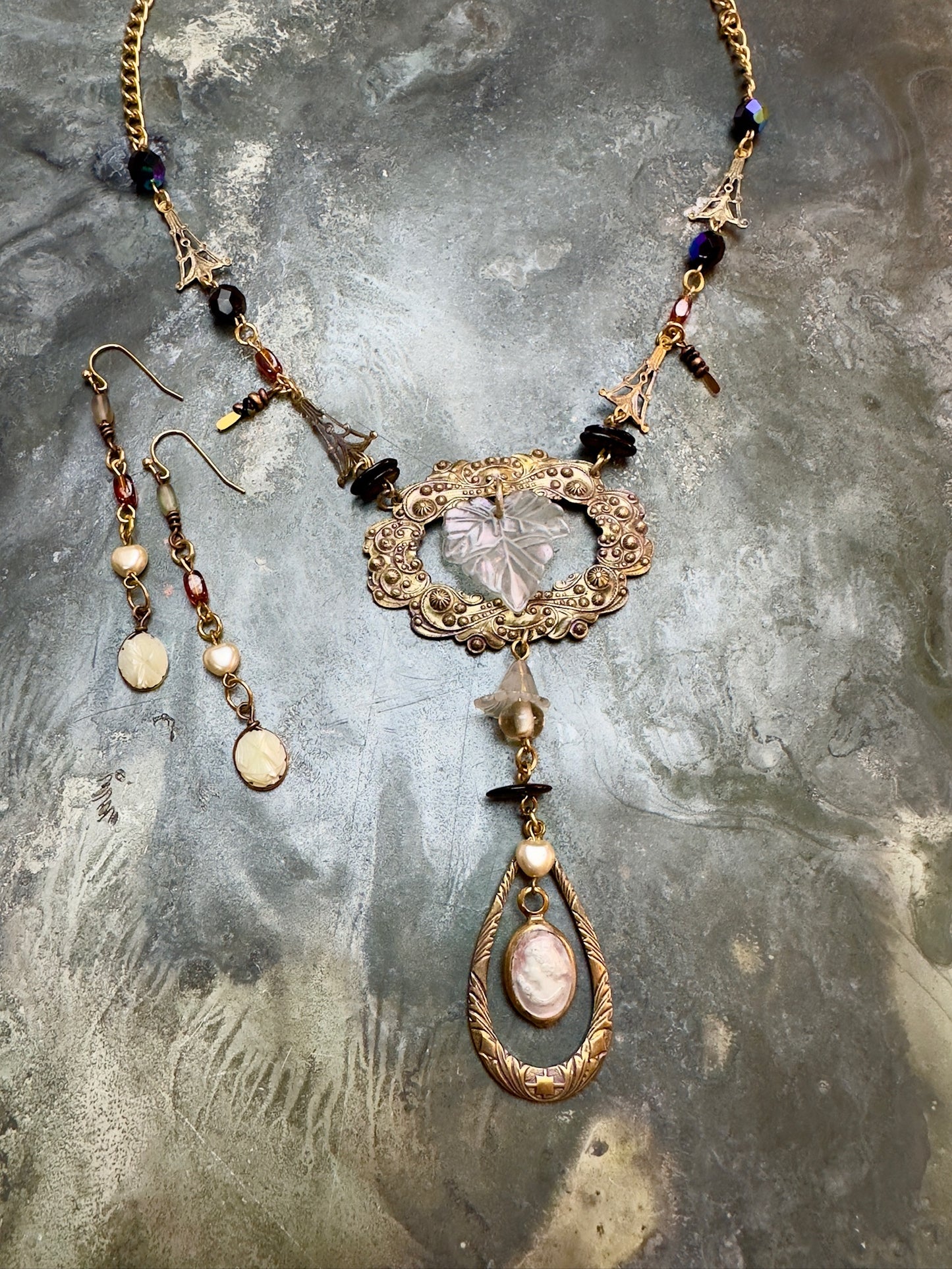 Heirloom Treasure Necklace Earrings Kit - Vintaj Design - 12/30/24 - Vintaj Live Shop