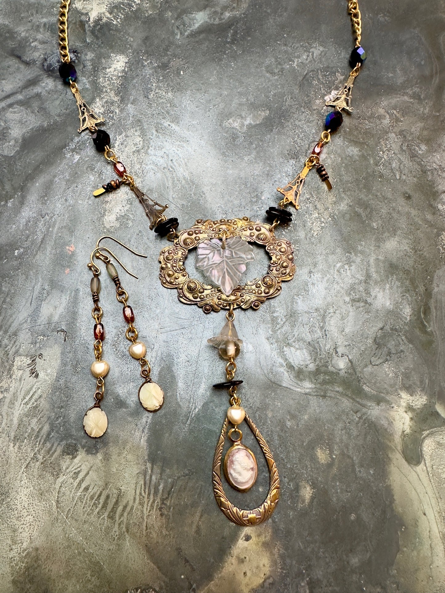 Heirloom Treasure Necklace Earrings Kit - Vintaj Design - 12/30/24 - Vintaj Live Shop