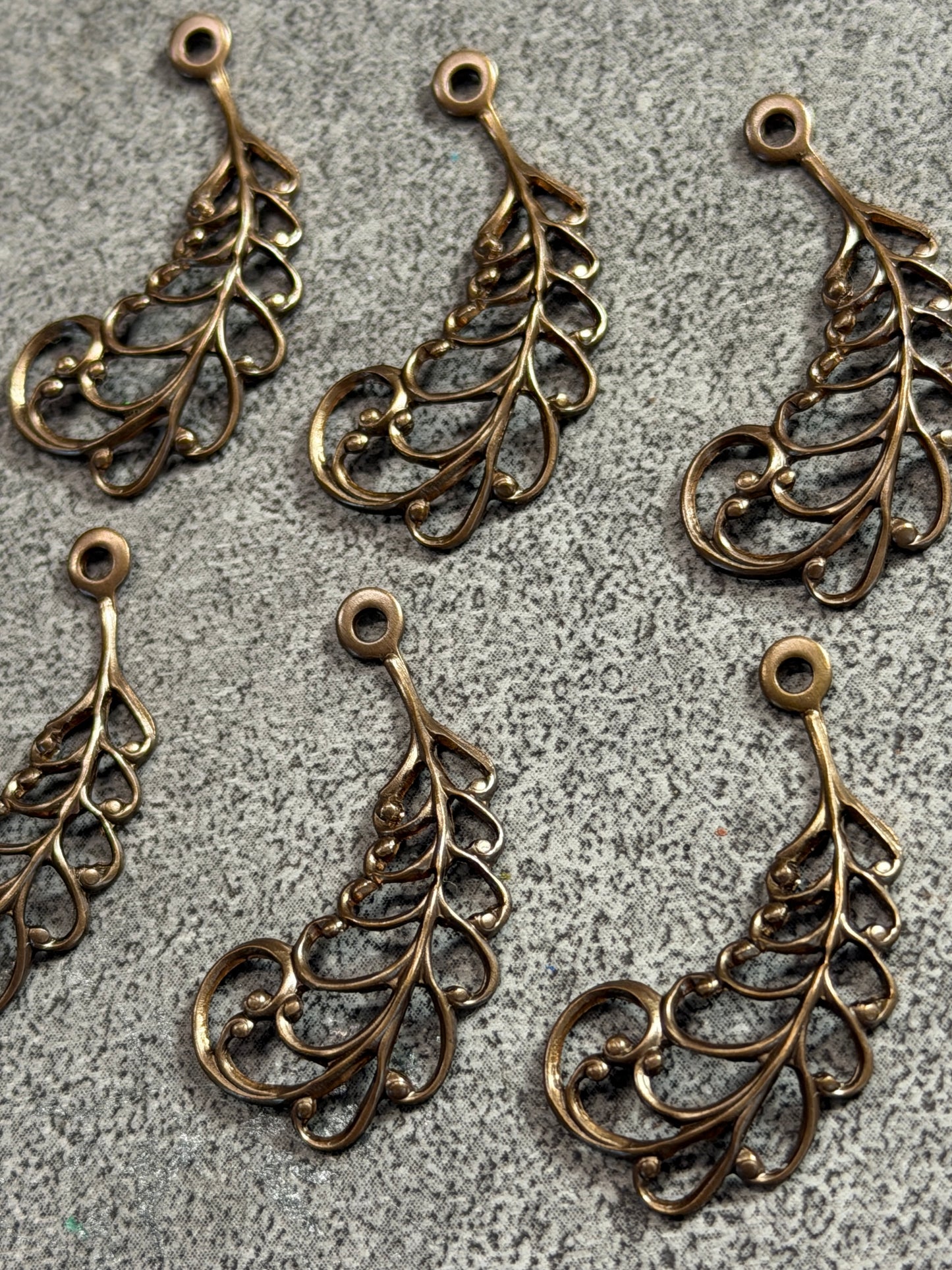 Plumed Filigree Pack - 12pcs