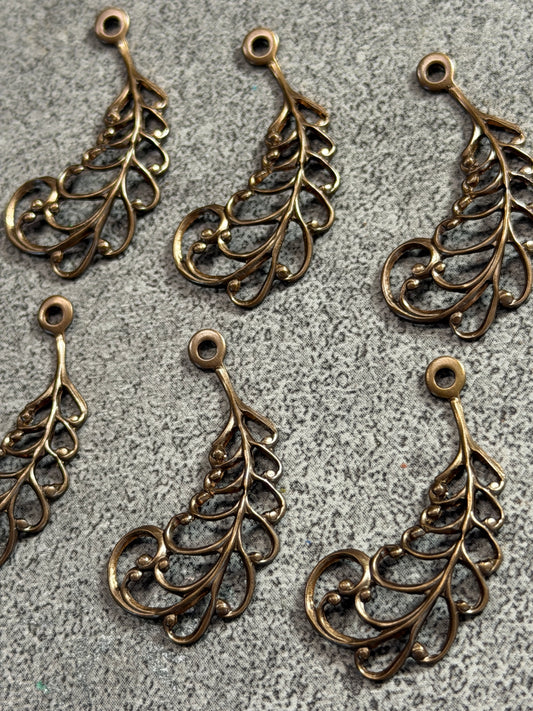 Plumed Filigree Pack - 12pcs