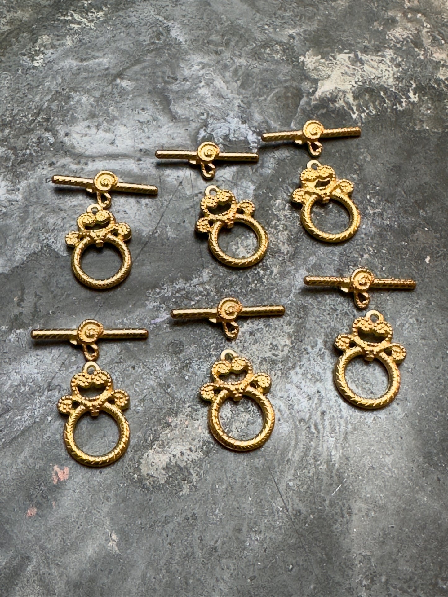 12 pcs (6 sets) Ornate Toggle Clasp - BULK UP - Vintaj Design - 12/30/24