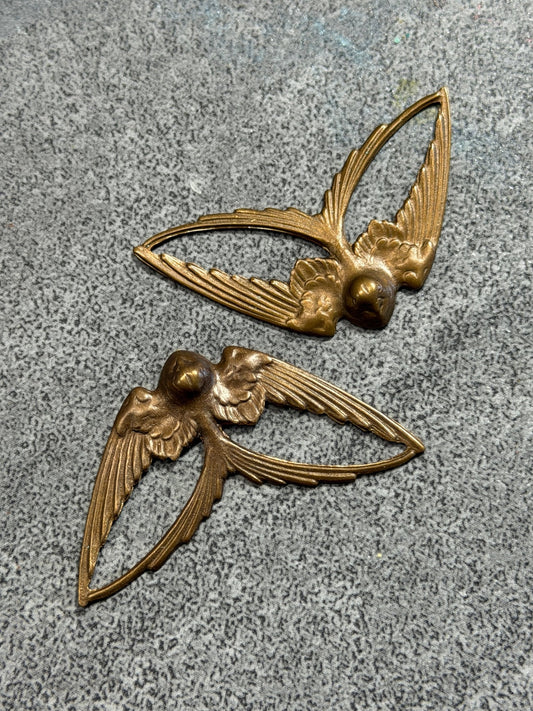 Swooping Swallow Pack - 5pcs - Vintaj Live Shop