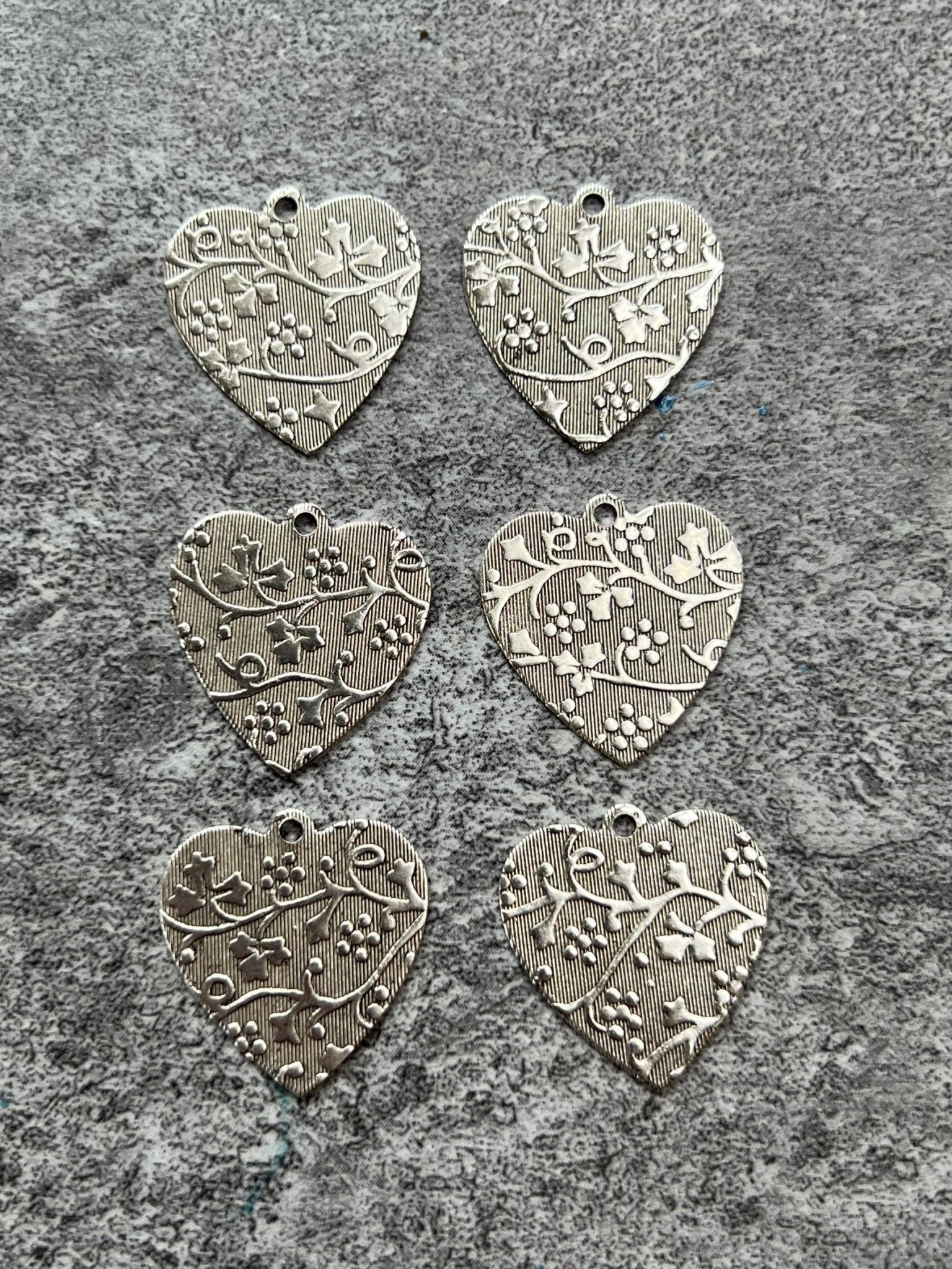 Heart Pack - 10pcs - WH - Vintaj Live Shop