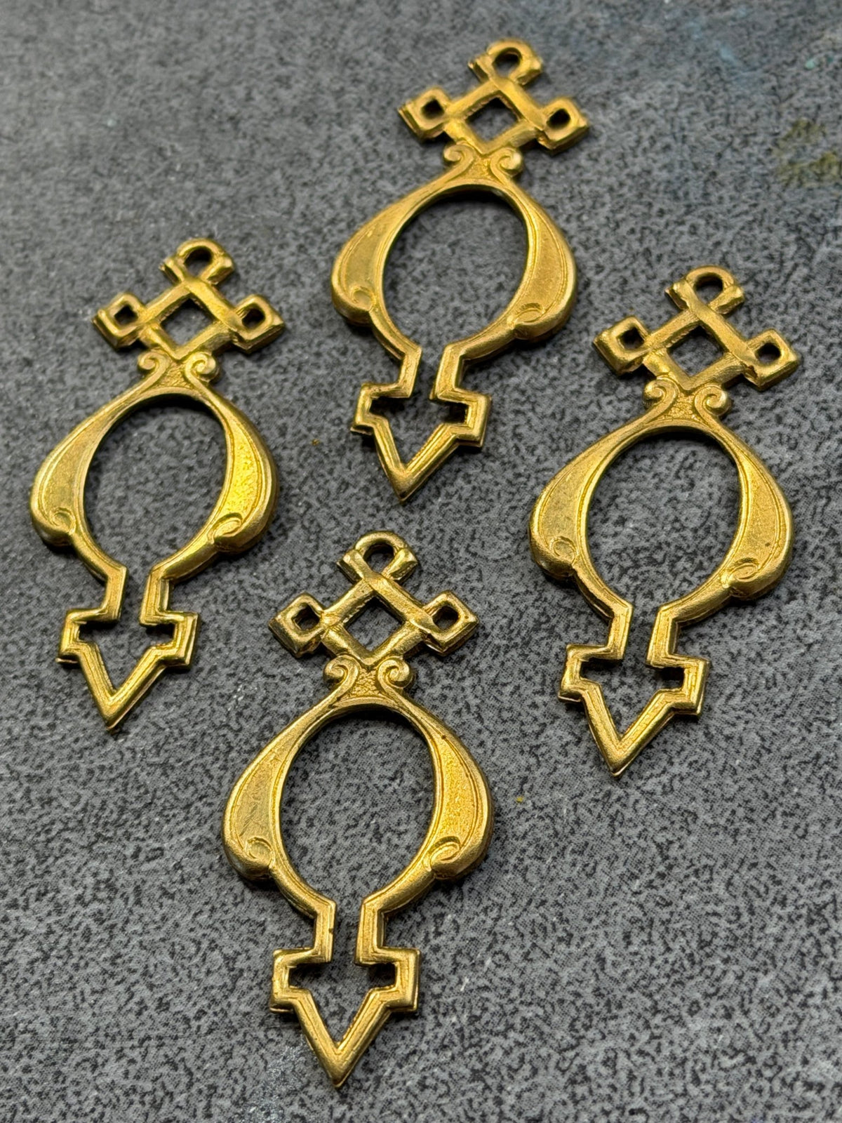 Gothic Filigree Drop Pack - 6pcs - Vintaj Live Shop