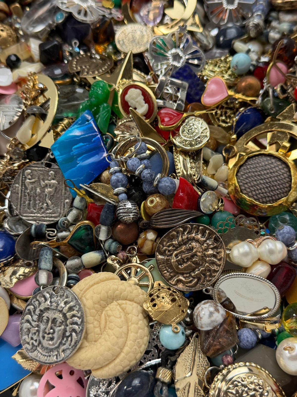 MYSTERY Eclectic Trinkets Pack - 2oz - Vintaj Live Shop