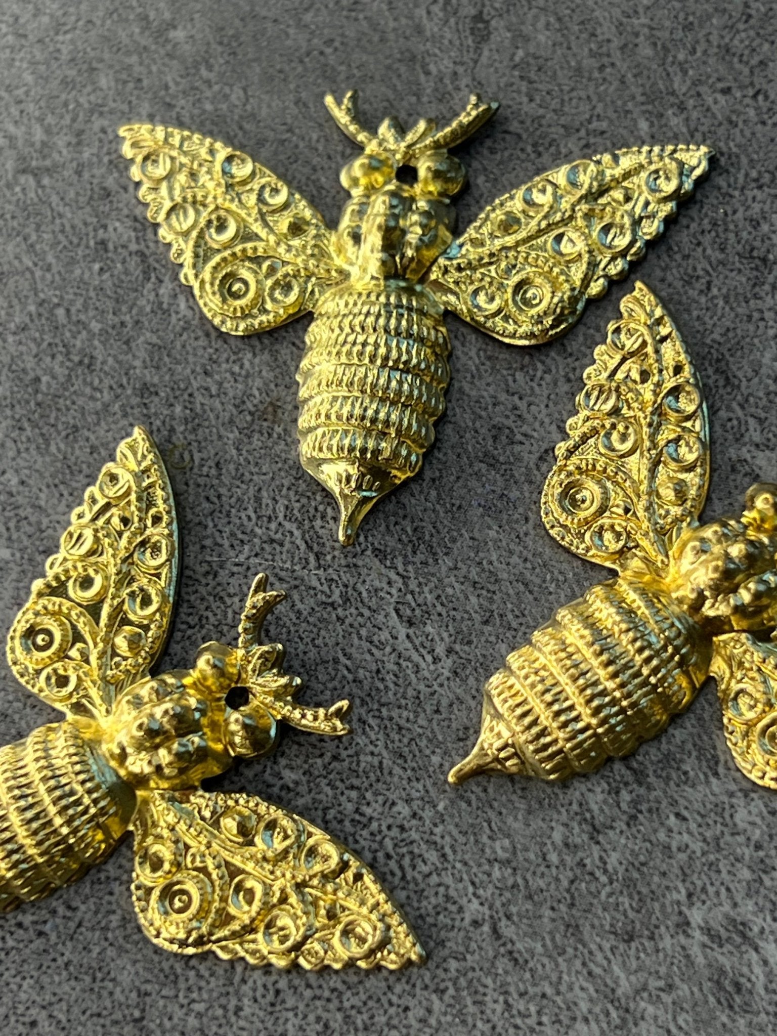 Bee Pack - 4pcs - Vintaj Live Shop