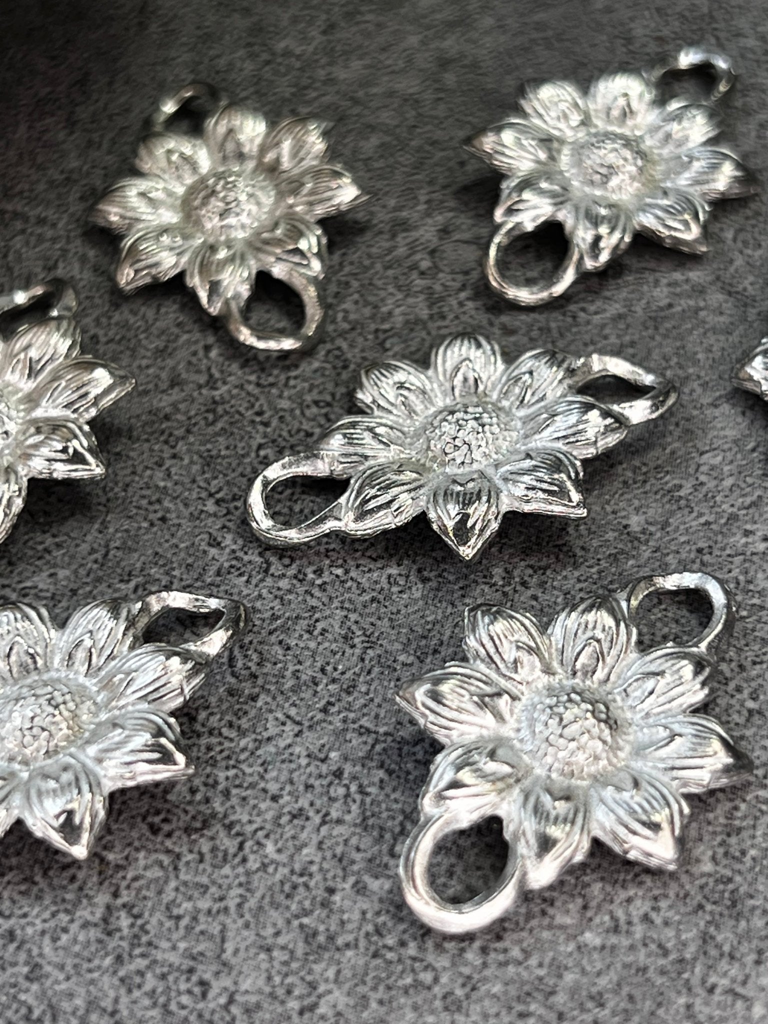 Flower Pack - 10pcs - Vintaj Live Shop