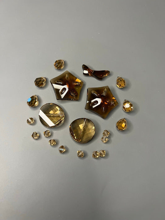 Swarovski Pack Smoked Topaz - 21pcs - WH - Vintaj Live Shop